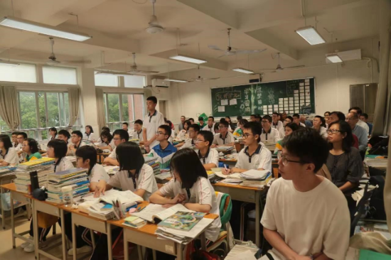 聚焦“雙新”理念，推動(dòng)校本教研4.jpg