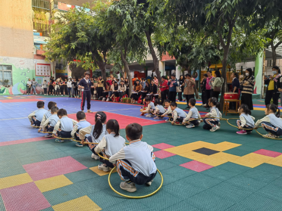 “同”樣主題“異”樣精彩，助推園本教研6.jpg