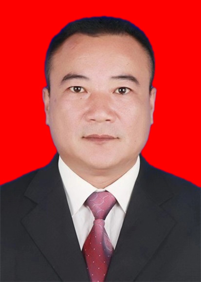 姓名：梁志源職務(wù)：鎮(zhèn)長(zhǎng)、鎮(zhèn)委副書記.jpg
