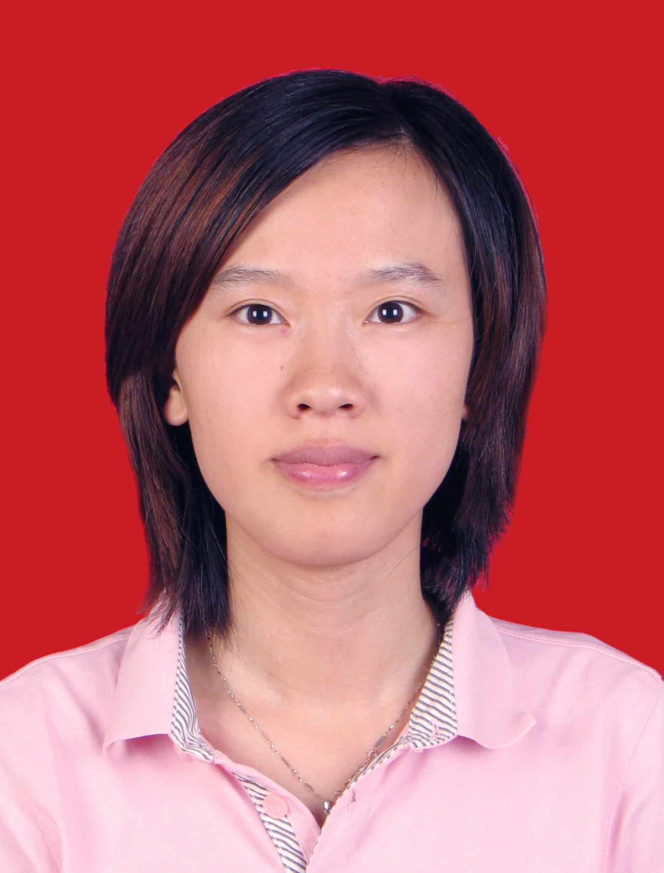 薛瑞玉，職務(wù)：鎮(zhèn)委委員.jpg